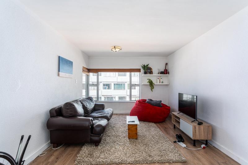 2 Bedroom Property for Sale in Gardens Western Cape